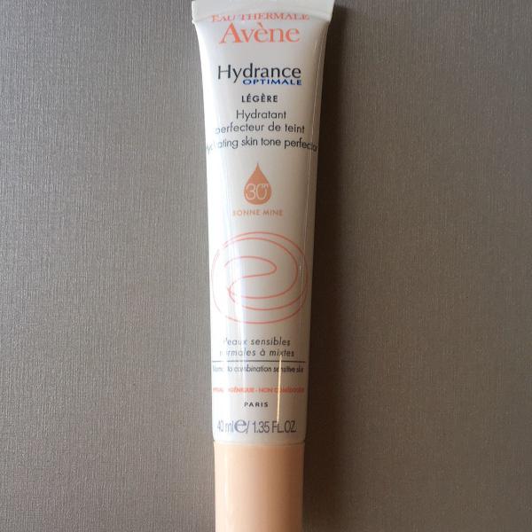 protetor avene cor