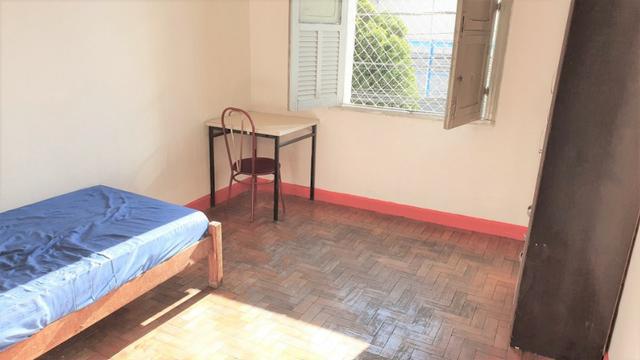 Aluguel de quarto para rapaz no Barro Preto / Centro - BH