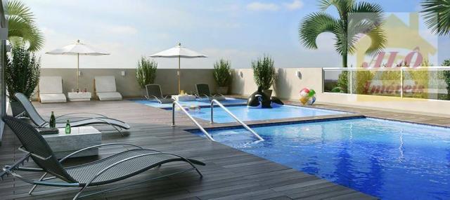 Apartamento com 1 dormitório para alugar, 51 m² por R$
