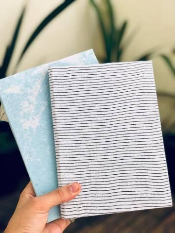 Cadernos artesanais de capa dura com tecido