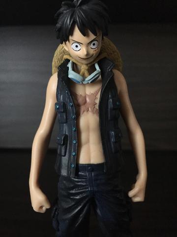 Figura de Ação Anime One Piece Luffy Action Figure