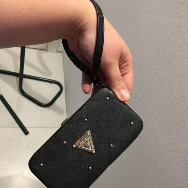 bolsinha para celular guess