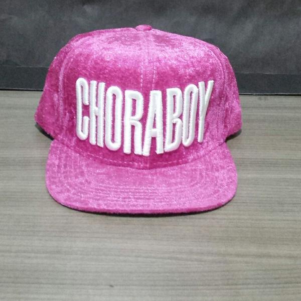 boné chora boy veludo rosa edição limitada