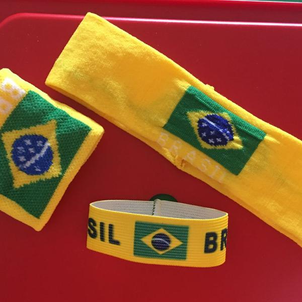kit copa 2018 com pulseiras e faixa