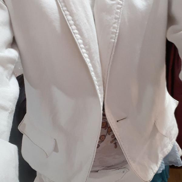 Blazer branco de linho, forrado tamanho 40