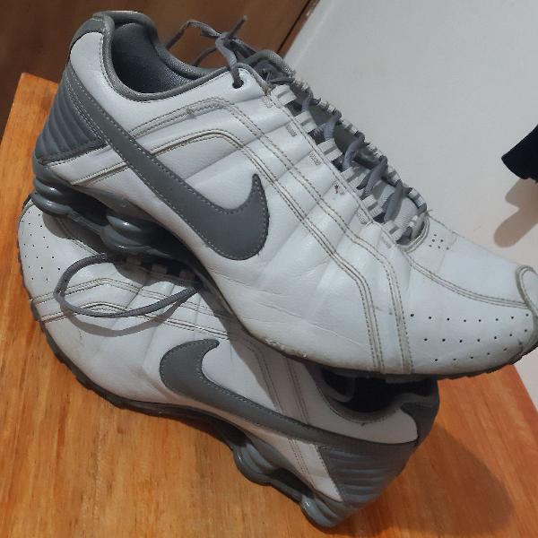 NIKE SHOX GRINGO