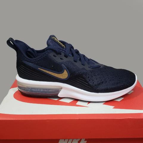 Nike AirMax Sequent 4