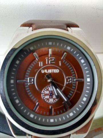 Relógio de pulso, marca Unlisted, modelo UL1113. Original.