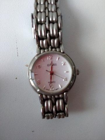 Relógio, marca Guess, quartz, 2035, LK268, Japan. Pulseira