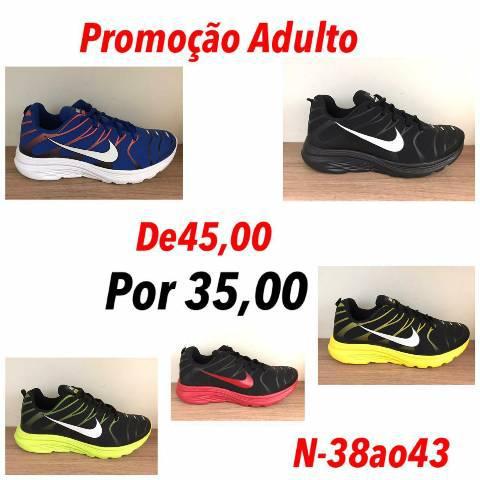 Tênis na promoção da Nike no atacado