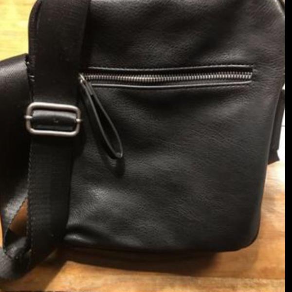 bolsa tiracolo zara