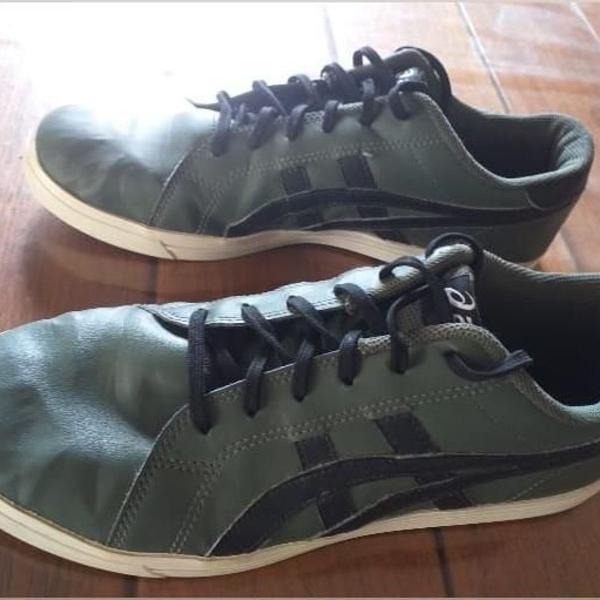 tênis asics em ótimo estado