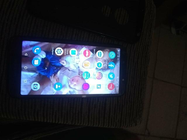 Celular Moto E 5 Play