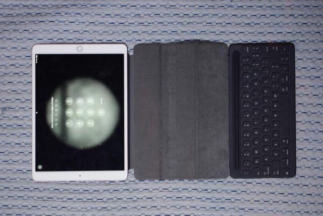 Teclado iPad Pro 10.5 (Smart Keyboard Original)