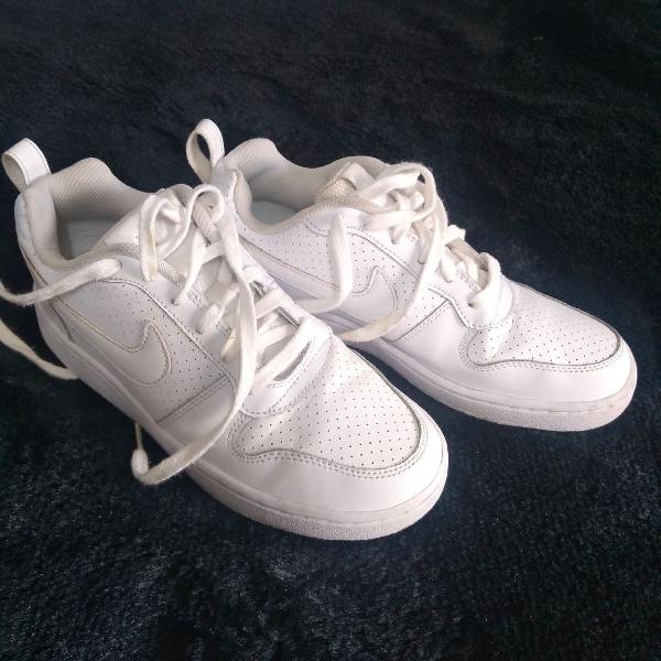 Tênis Nike Branco em Couro