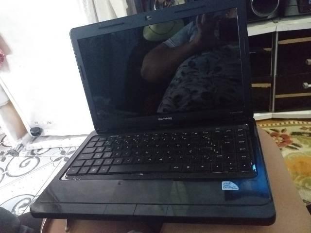 Vendo Notebook para retirar peças:*