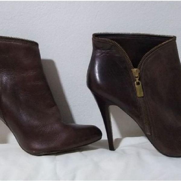 bota via uno