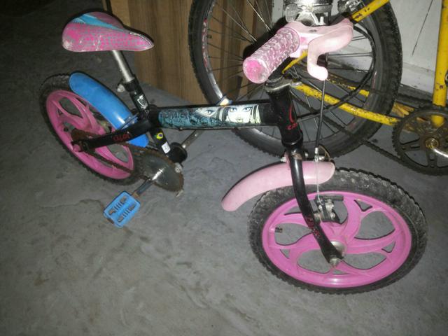 Bicicleta caloi menina aro 16