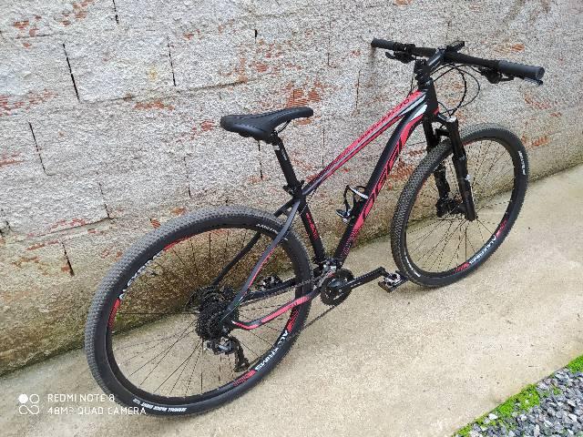 Bike Oggi 7.0 2020 com suspensão Proshock ultra xc ar e