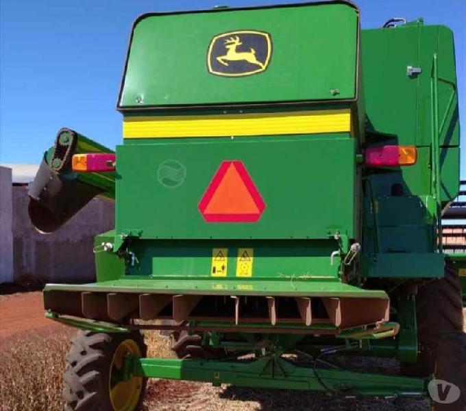 Colheitadeira John Deere 1175