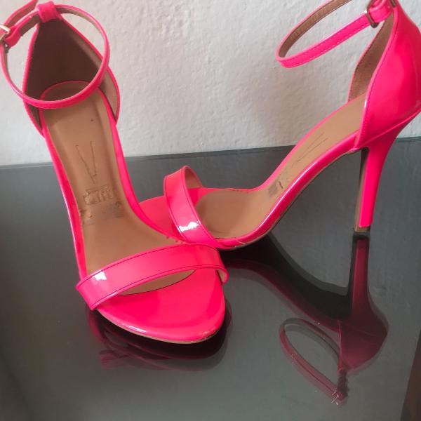 sandalia rosa neon vizzano n39