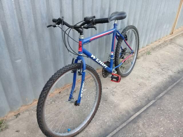 Bicicleta (Aceito cartão).