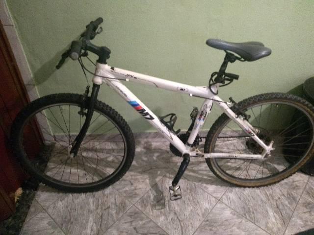 Bike aro 26 com peças Shimano R$600