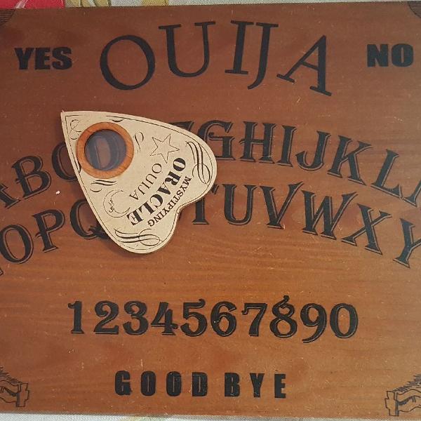 Tabuleiro Ouija: Madeira Escura