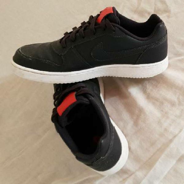 Tênis Nike Ebernon Low