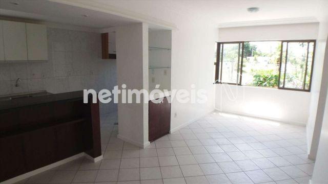 Apartamento 2 Quartos para Aluguel na Pituba (708490)