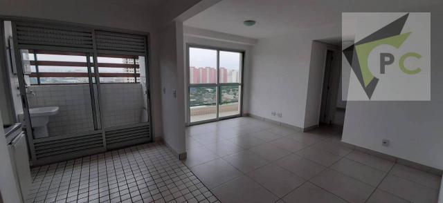 Apartamento com 2 dormitórios para alugar, 62 m² por R$