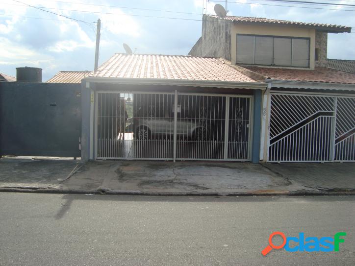 Casa Assobradada Jd.Cerejeiras