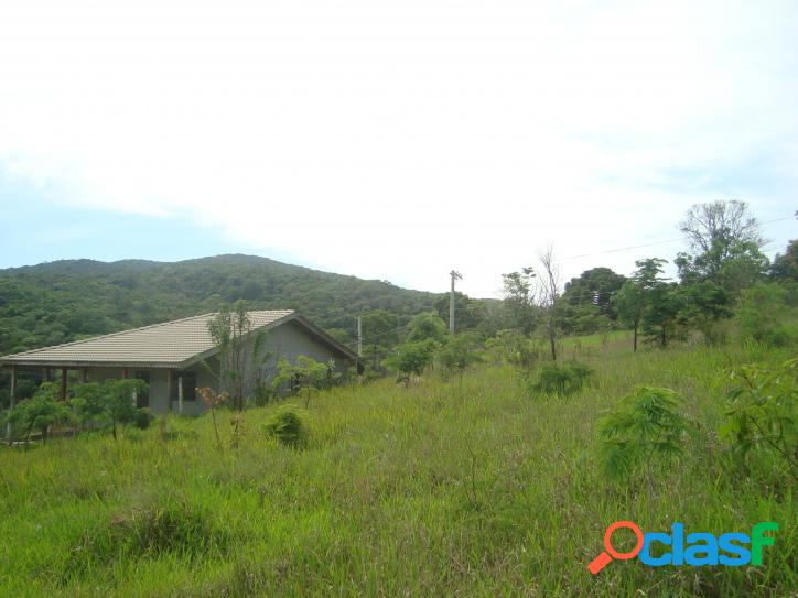 TERRENO PRÓXIMO AO CLUBE DA MONTANHA