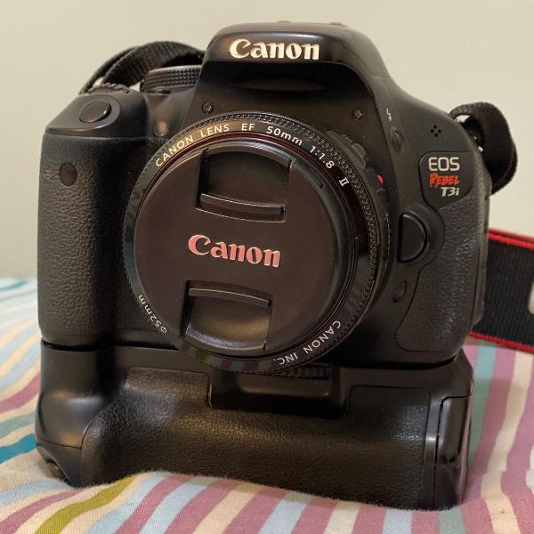 canon t3i + battery grip
