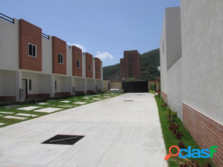 150 M2. VENTA DE TOWNHOUSE A ESTRENAR EN NAGUANAGUA TERRAZAS