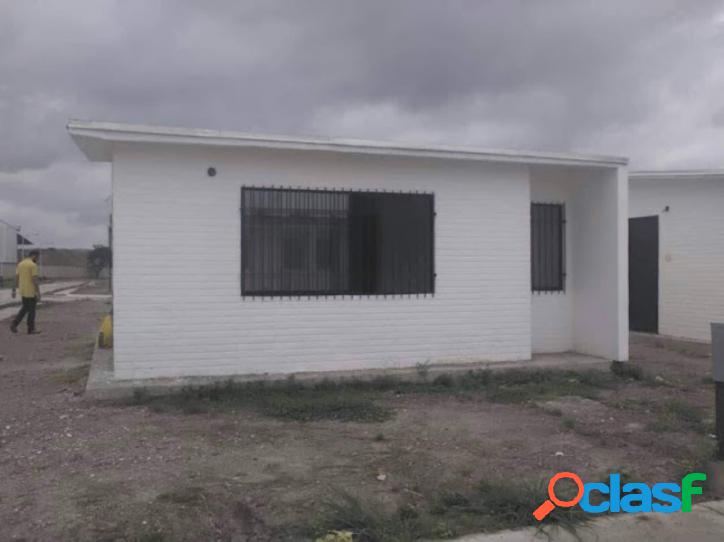 194 M2. Venta De Casa A Estrenar En Flor Amarillo Conjunto