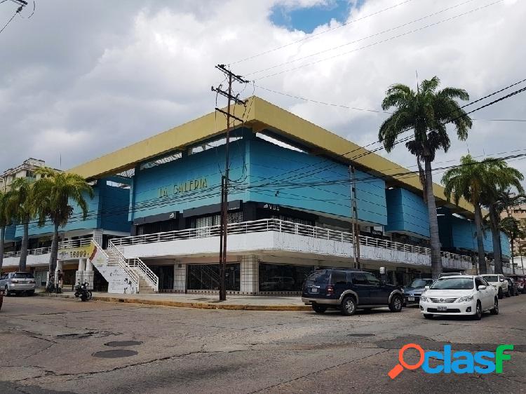 95 mtrs se alquila local comercial en el CC LA GALERIA !