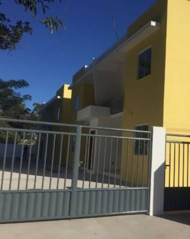 Alugo casa no bairro Laranjal em São Gonçalo.
