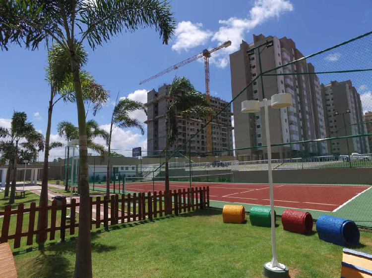 Apartamento com 3 Quartos à Venda, 65 m² por R$ 281.000