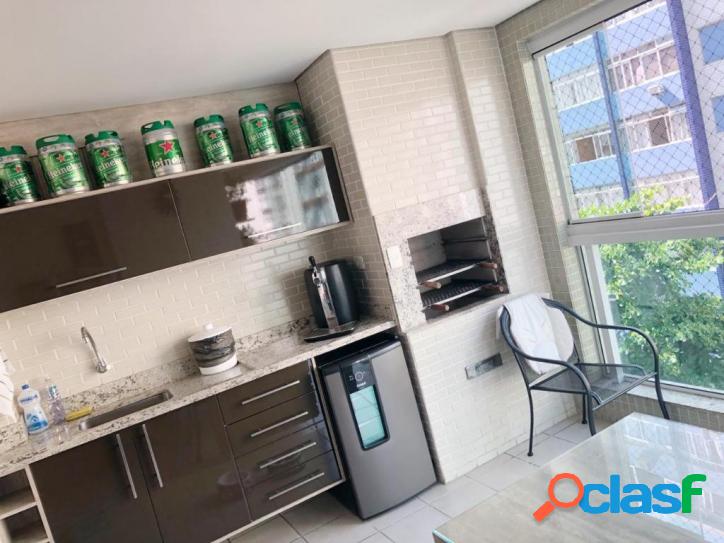 Apartamento com 3 dormitórios à venda por R$ 970.000 -