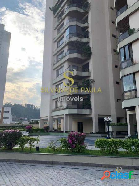 Apartamento de 143 m² com 3 dormitórios - Vila Galvão -