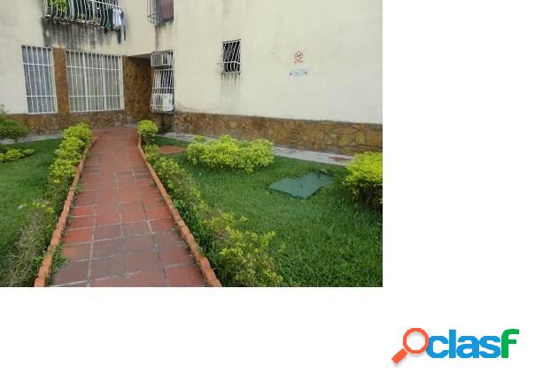 Apartamento en venta urb.Valle de Oro Flor Amarillo