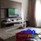 Apartamento no Marapé com 2 dormitórios e garagem