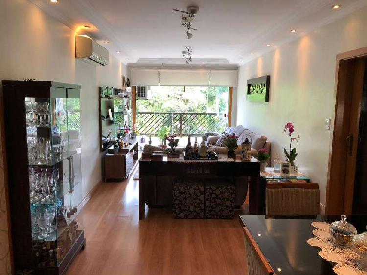 Apartamento para venda possui 150 metros quadrados com 3
