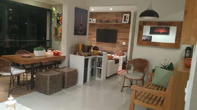 Apartamento para venda possui 77 metros quadrados com 2