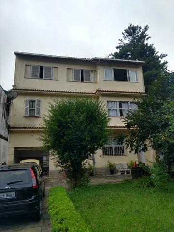 Apartamento tipo casa Centro sem condomínio