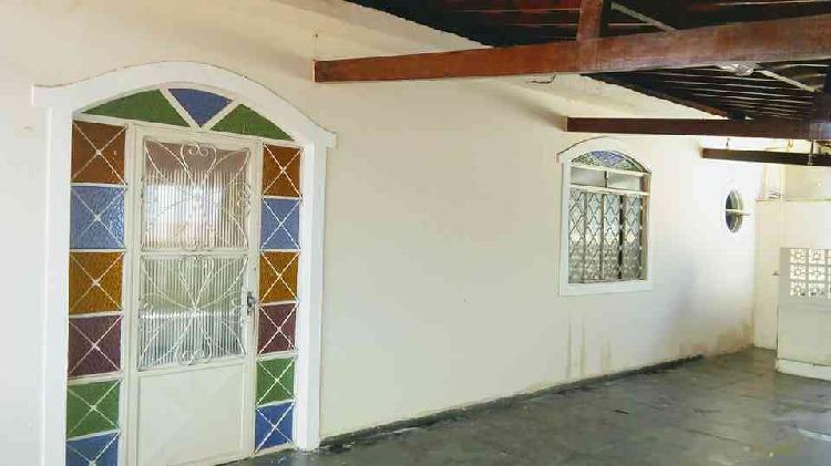 Casa, Camargos, 2 Quartos, 2 Vagas