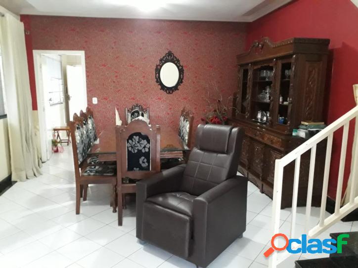 Casa Triplex no Bairro Bela Vista - Alterar