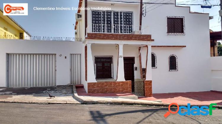 Casa na Leopoldo Neves - Bairro Santo Antônio