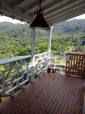 Casa na caieira da barra do sul